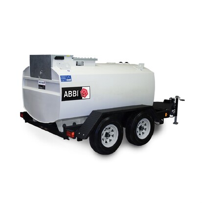 HIGHWAY TOW FUEL BOWSER